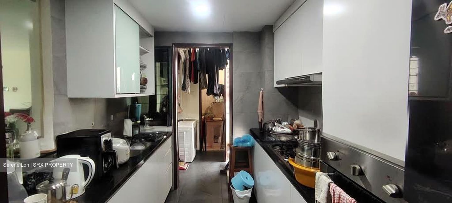 Stratford Court (D16), Condominium #567594141